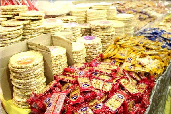 صورة  التموين: ضخ يومي لحلوى المولد النبوي  بالمجمعات و الأسعار تبدأ من 65 جنيه للكيلو