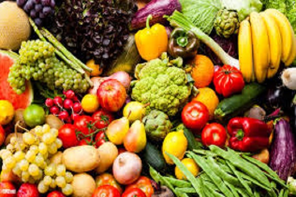 صورة سعر الخضراوات والفاكهة فى سوق العبور اليوم