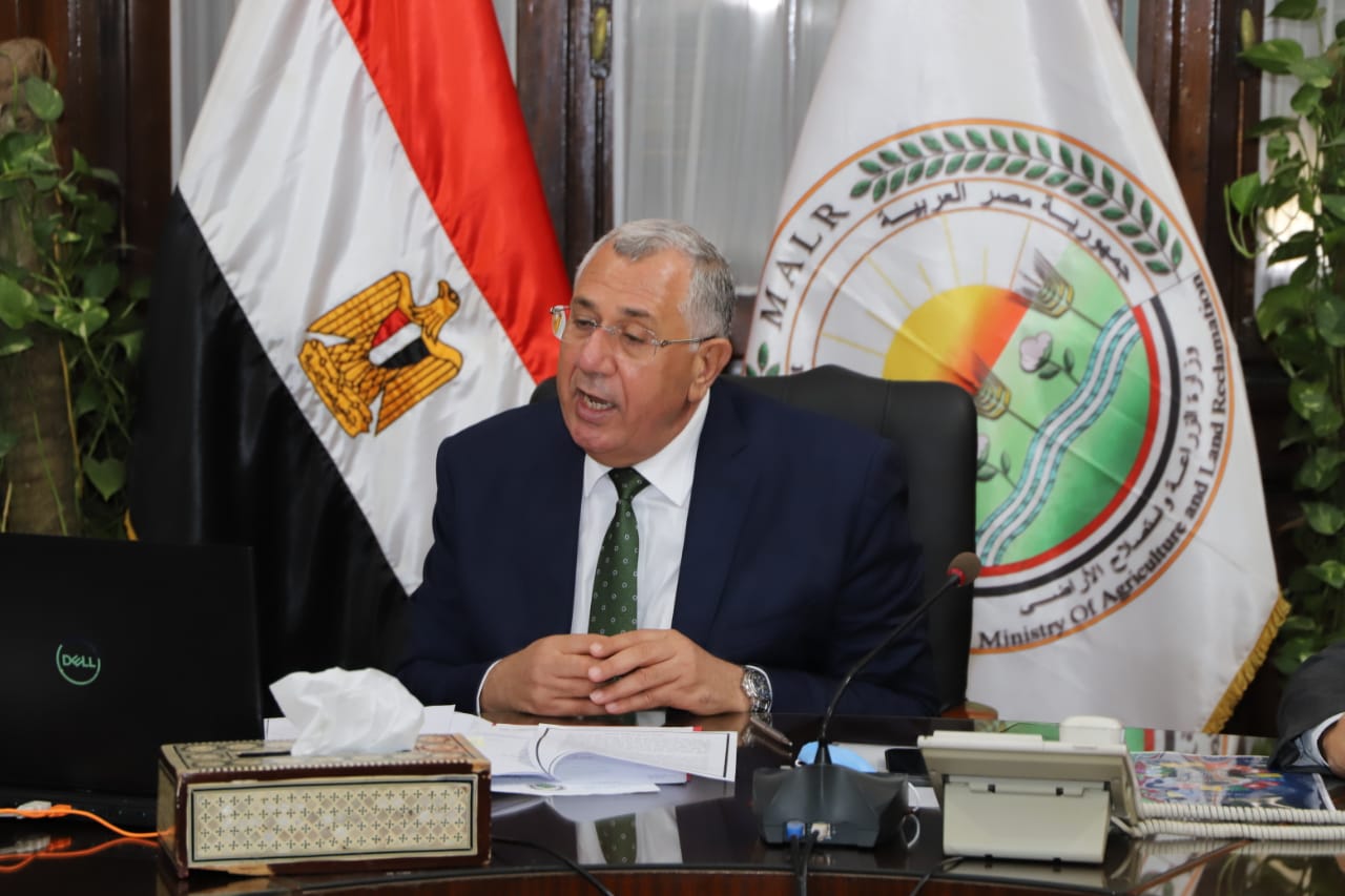 صورة وزير الزراعة يلقى كلمة مصر في الاجتماع الوزاري للمؤتمر الإقليمى لمنظمة  “الفاو